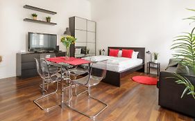 Red Dot Two - New Unit In The Heart Of Party Town